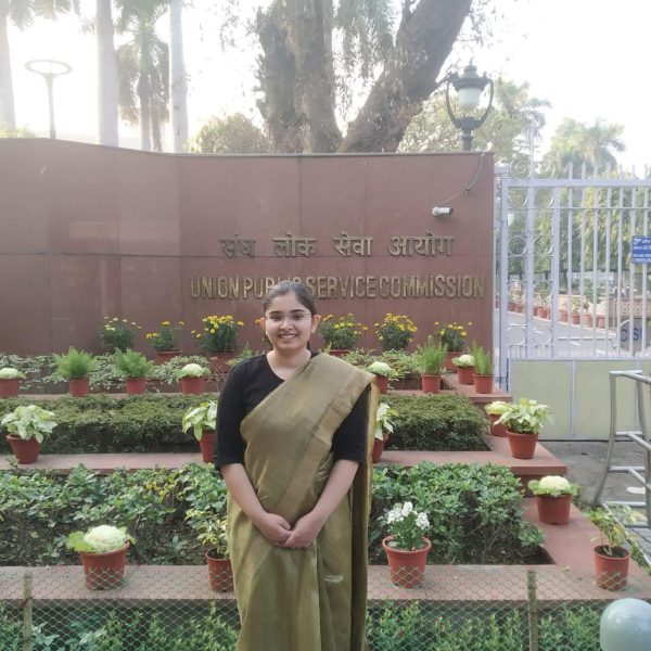 बरही की बेटी आस्था बनी आईएएस, यूपीएससी में 354वां रैंक हासिल कर किया क्षेत्र का नाम रोशन