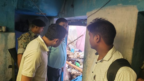 बरही प्रखंड के रसोई धमना पंचायत में दीवार गिरने से दम्पति की मृत्यु, जिला प्रशासन द्वारा पीड़ित परिवार को दी जा रही हर संभव सहायता